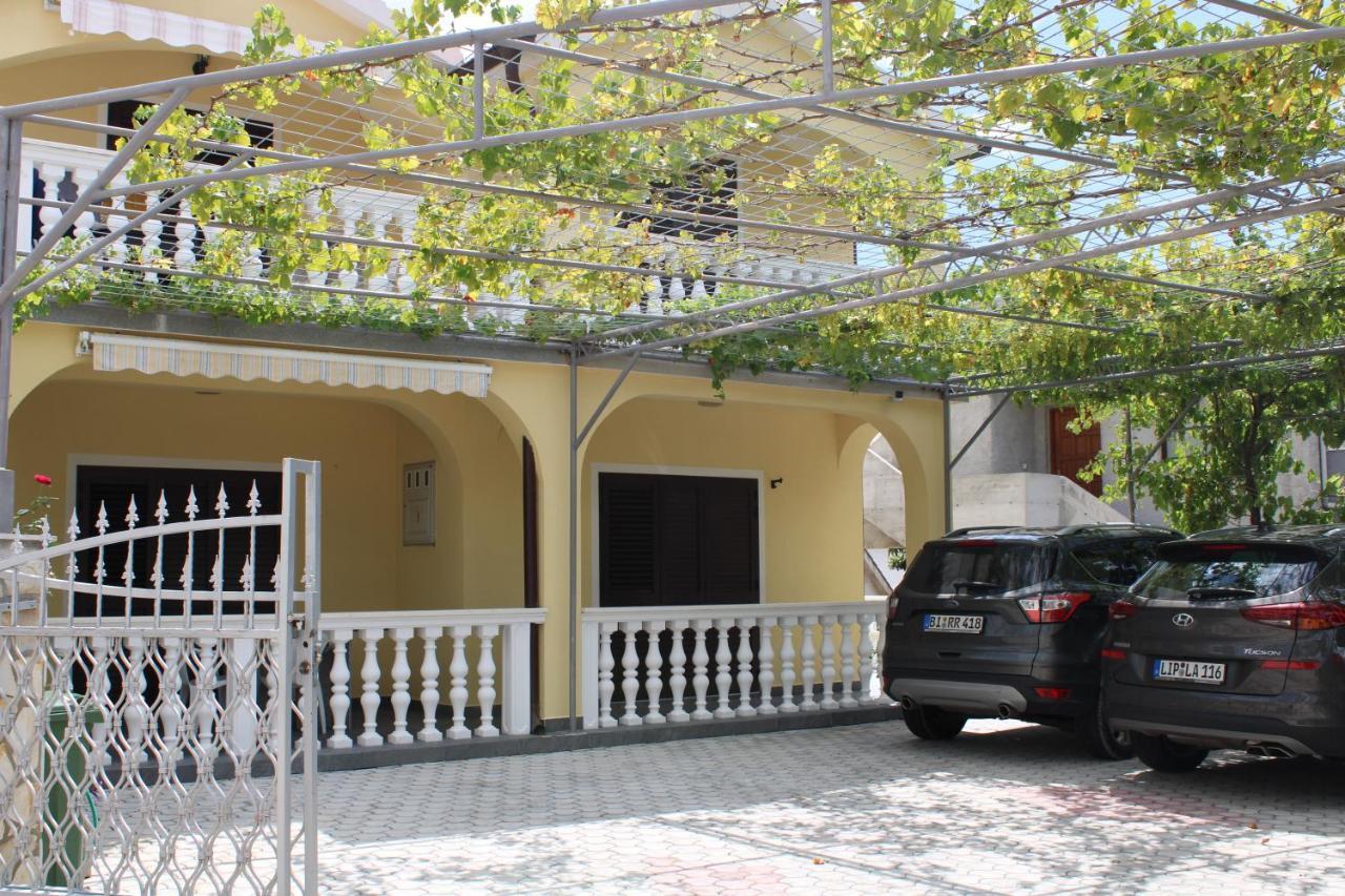Apartments Villa Macola Trogir Luaran gambar