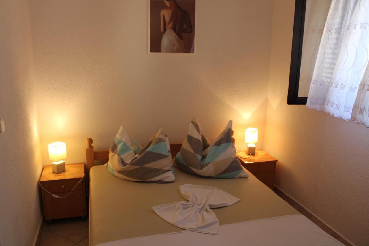 Apartments Villa Macola Trogir Luaran gambar