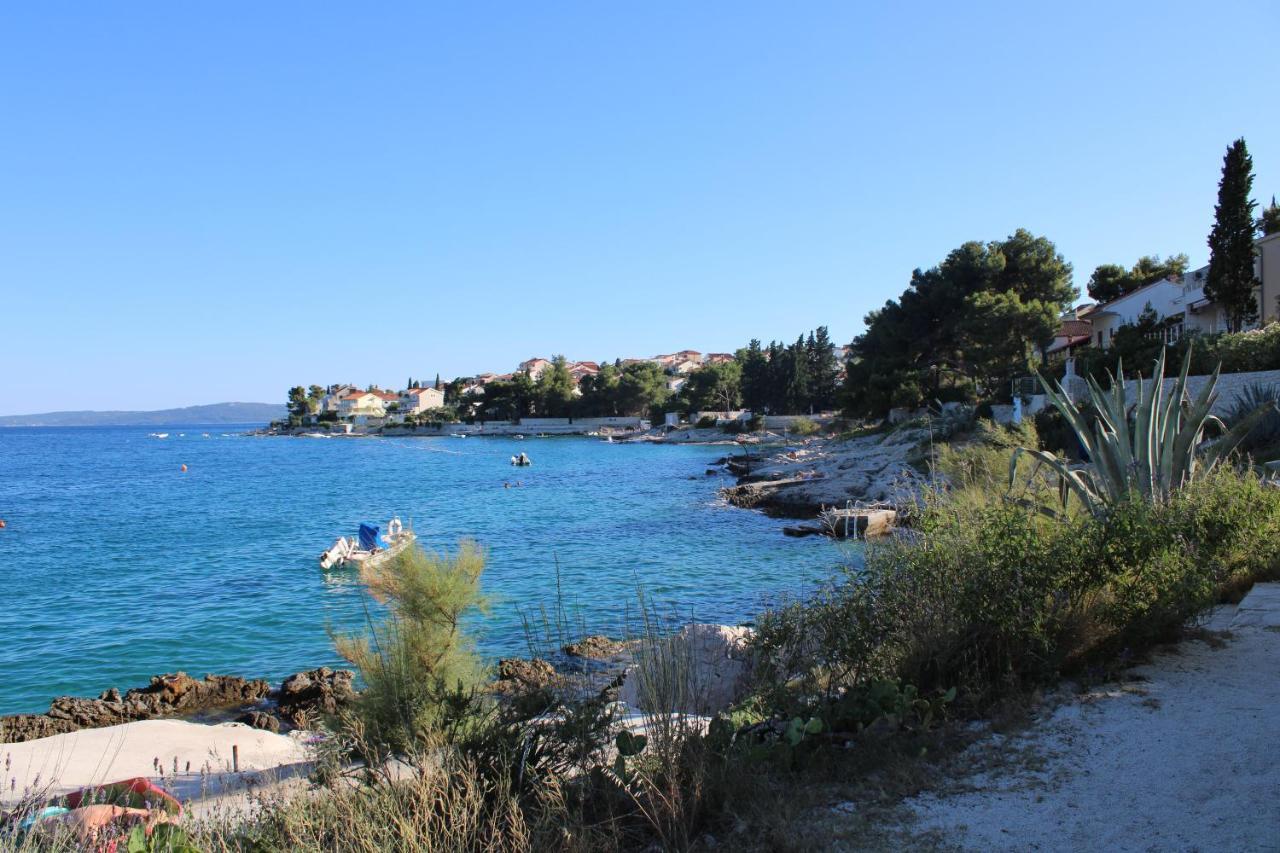 Apartments Villa Macola Trogir Luaran gambar