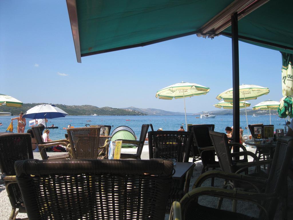 Apartments Villa Macola Trogir Luaran gambar