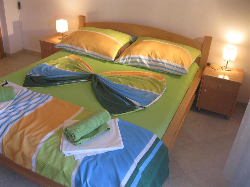 Apartments Villa Macola Trogir Luaran gambar