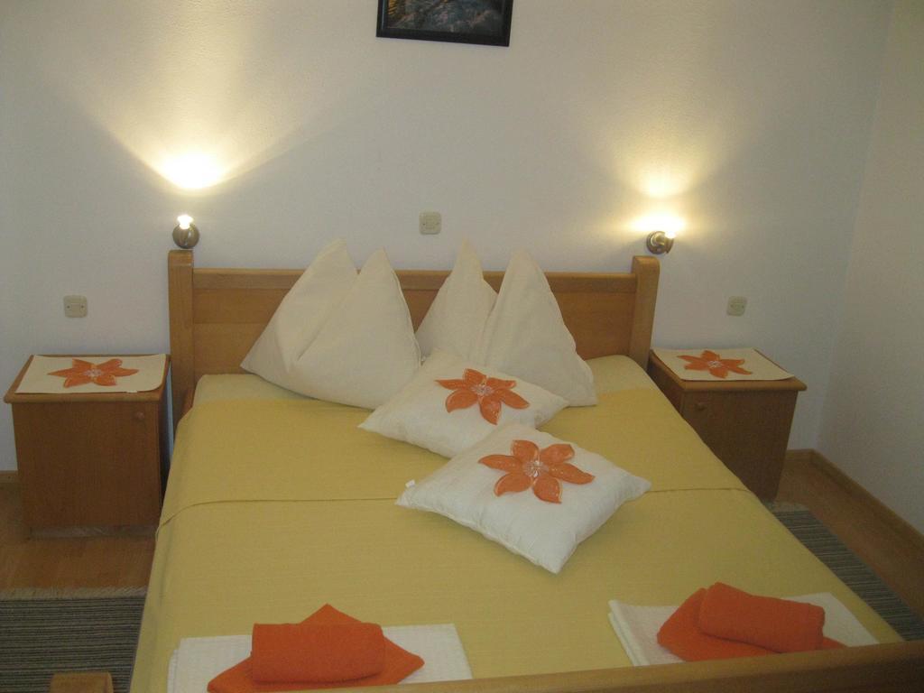 Apartments Villa Macola Trogir Luaran gambar
