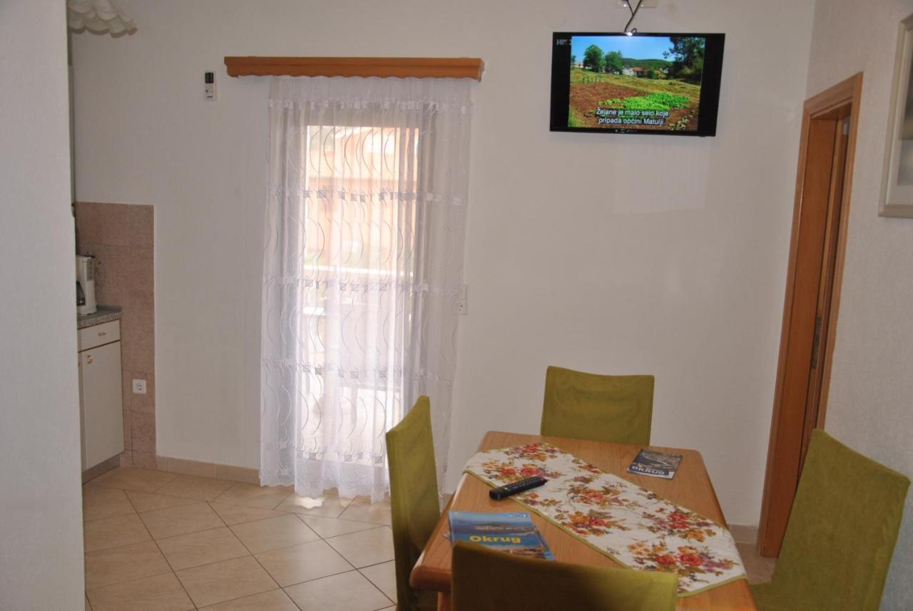 Apartments Villa Macola Trogir Luaran gambar