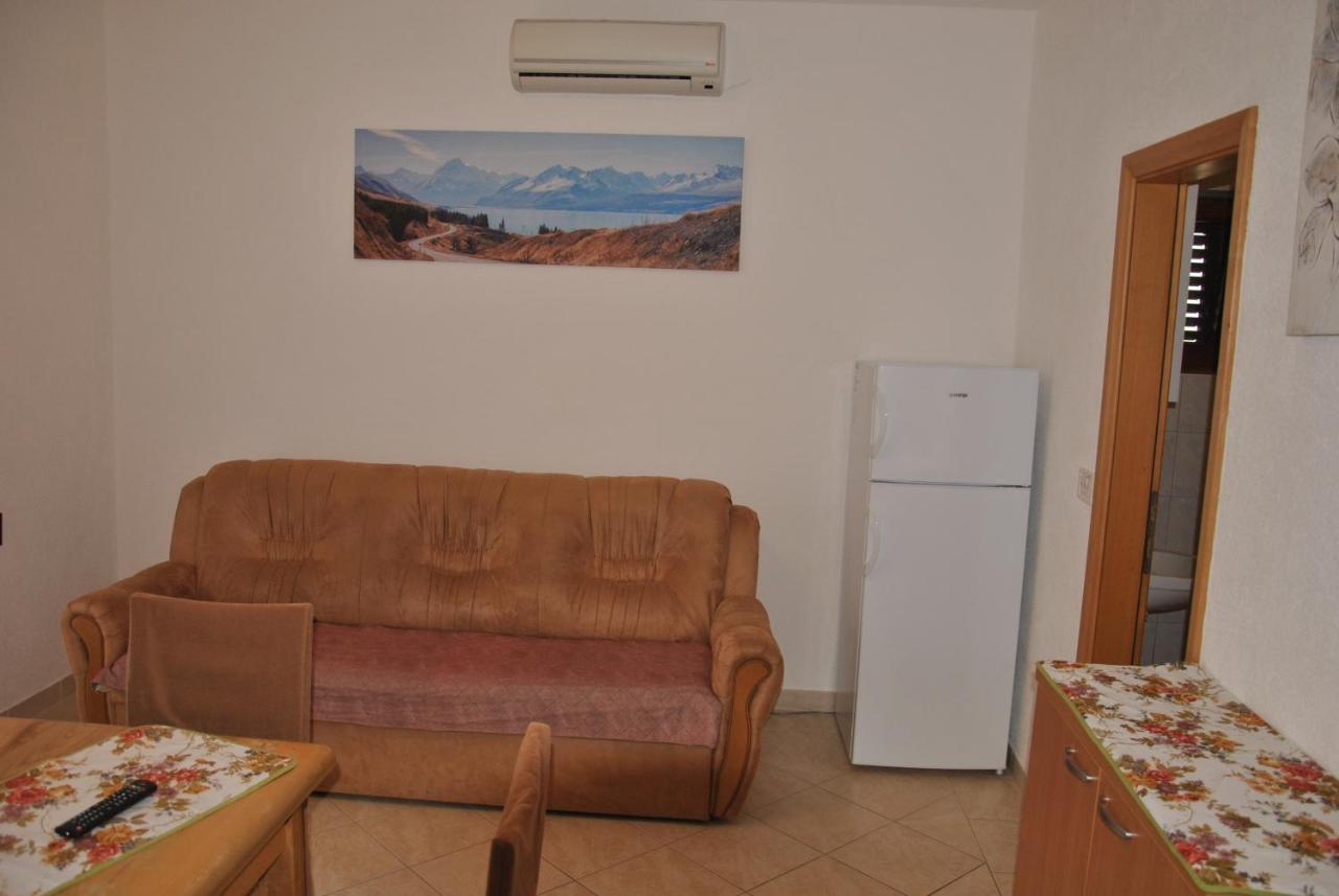 Apartments Villa Macola Trogir Luaran gambar